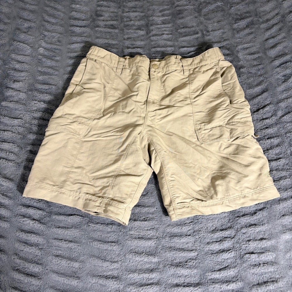 The North Face Mens Khaki Nylon Cargo Hiking Shorts Tan Size Large AR684